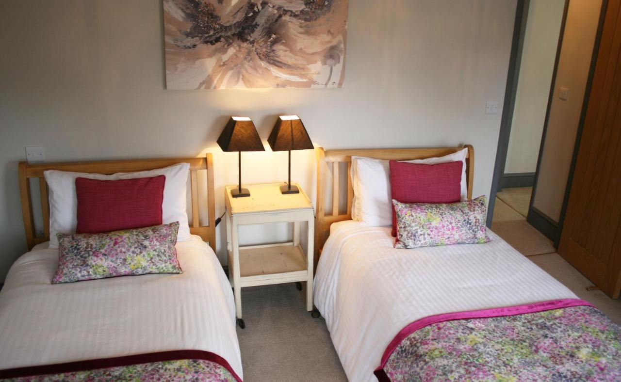Bed and Breakfast The Cross At Croscombe Вэллс Экстерьер фото
